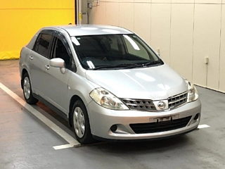 NISSAN TIIDA LATIO 2009
