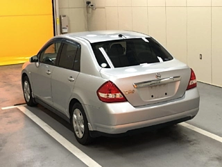 NISSAN TIIDA LATIO 2009