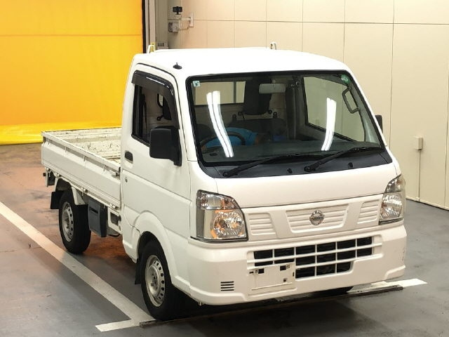NISSAN CLIPPER TRUCK 2014
