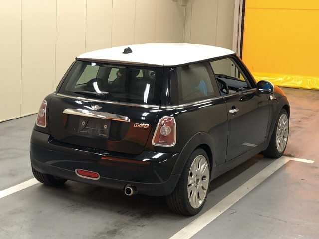 BMW MINI 2009