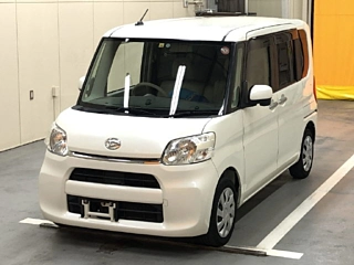 DAIHATSU TANTO 2014