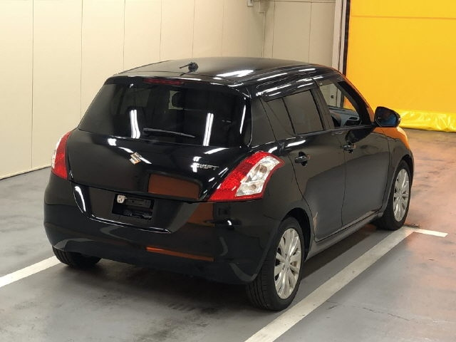 SUZUKI SWIFT 2011