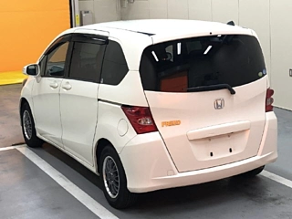 HONDA FREED 2009