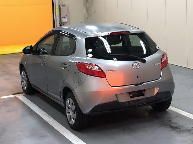MAZDA DEMIO 2009
