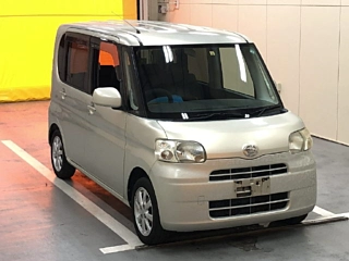 DAIHATSU TANTO 2008