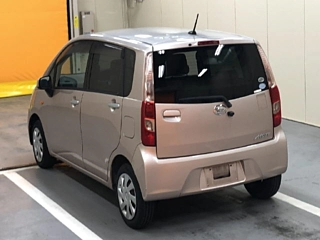 DAIHATSU MOVE 2011