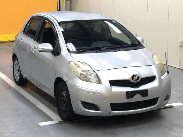 TOYOTA VITZ 2009