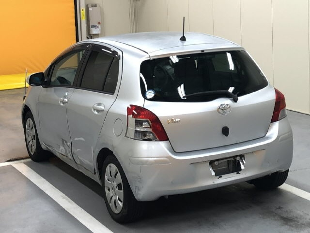 TOYOTA VITZ 2009