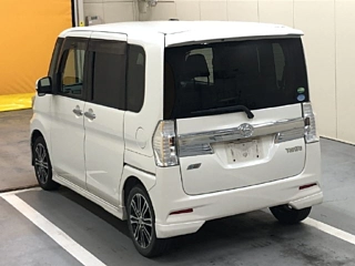 DAIHATSU TANTO 2014