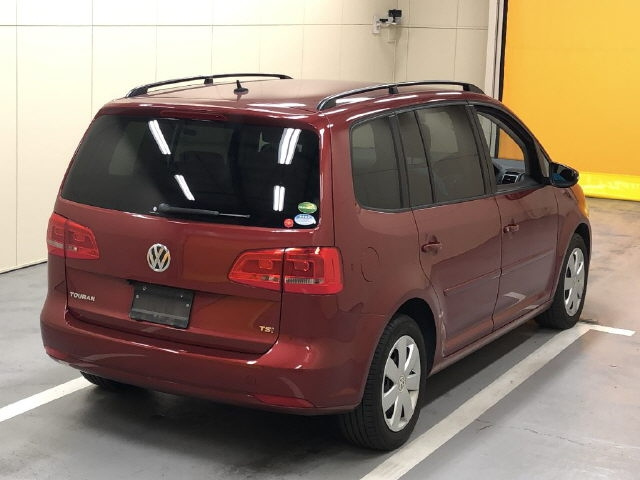 VOLKSWAGEN GOLF TOURAN 2012