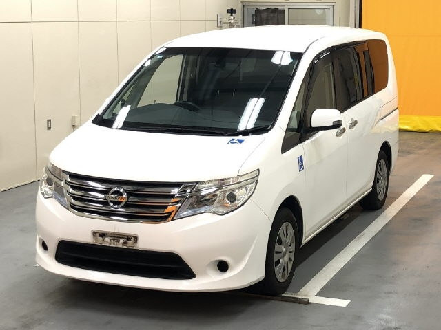 NISSAN SERENA 2014