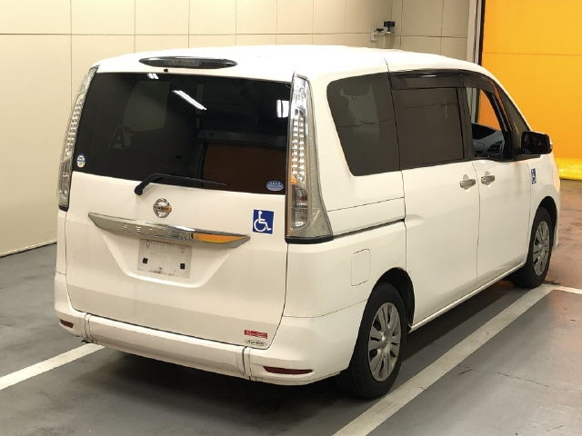 NISSAN SERENA 2014