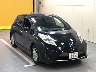 NISSAN LEAF 2015