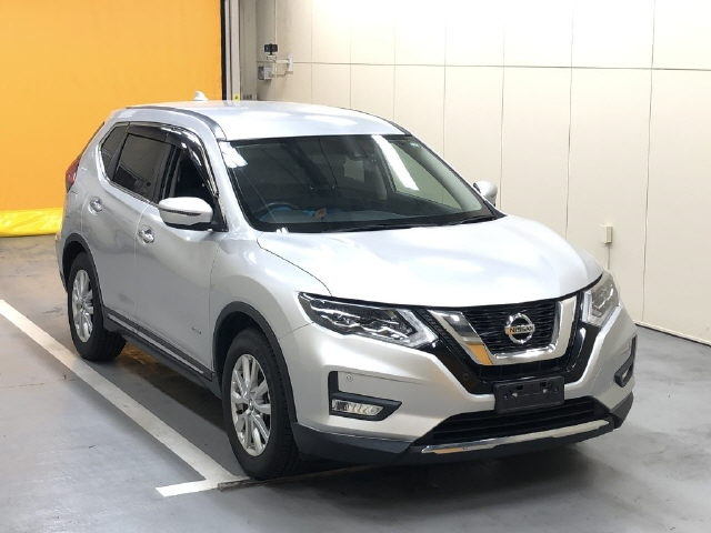 NISSAN X-TRAIL 2019