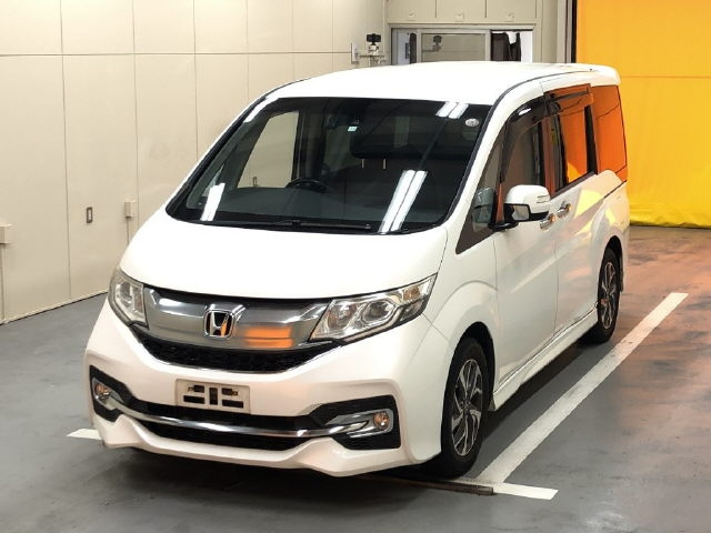 HONDA STEP WAGON 2016