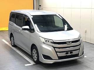 TOYOTA NOAH 2019