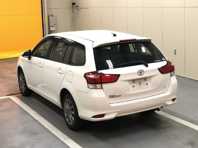 TOYOTA COROLLA FIELDER 2018