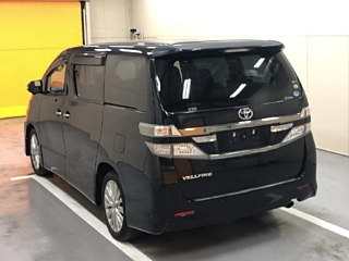 TOYOTA VELLFIRE 2013