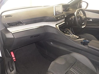 PEUGEOT 3008 2021