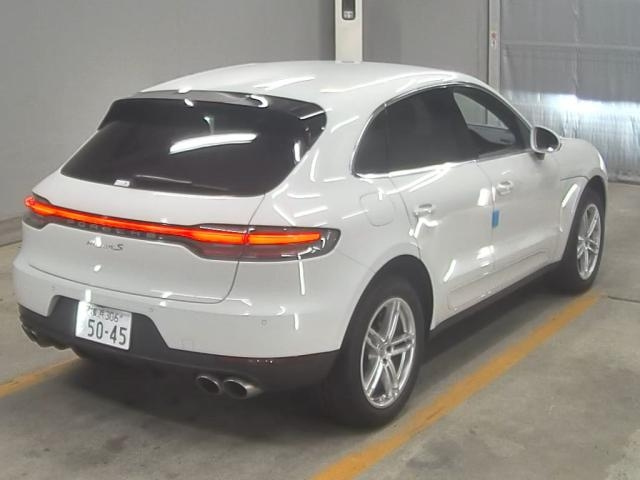 PORSCHE MACAN 2021