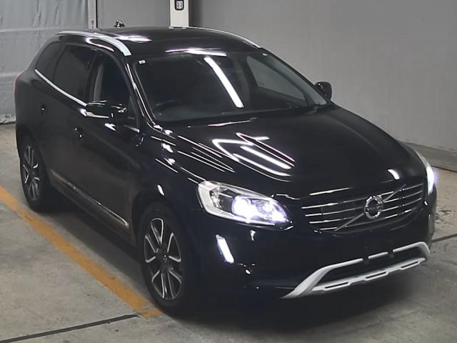VOLVO XC60 2017