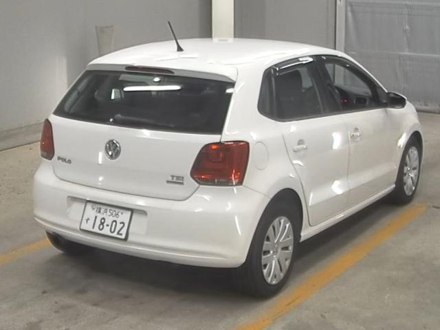 VOLKSWAGEN POLO 2013