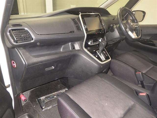 NISSAN SERENA 2016