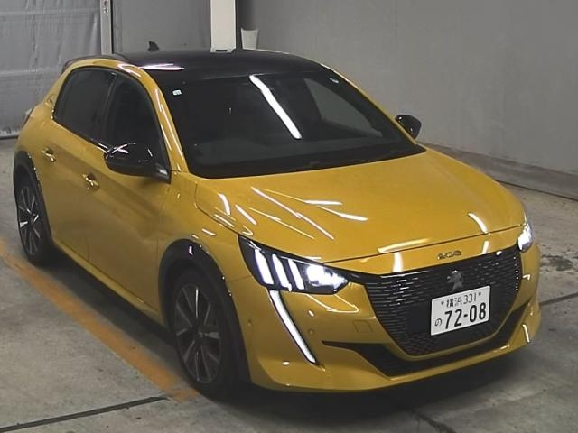 PEUGEOT 208 2020