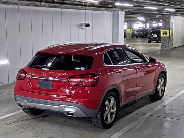 MERCEDES BENZ GLA CLASS 2018