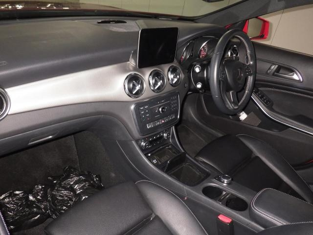 MERCEDES BENZ GLA CLASS 2018