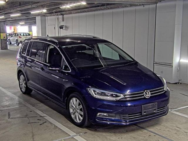 VOLKSWAGEN GOLF TOURAN 2018