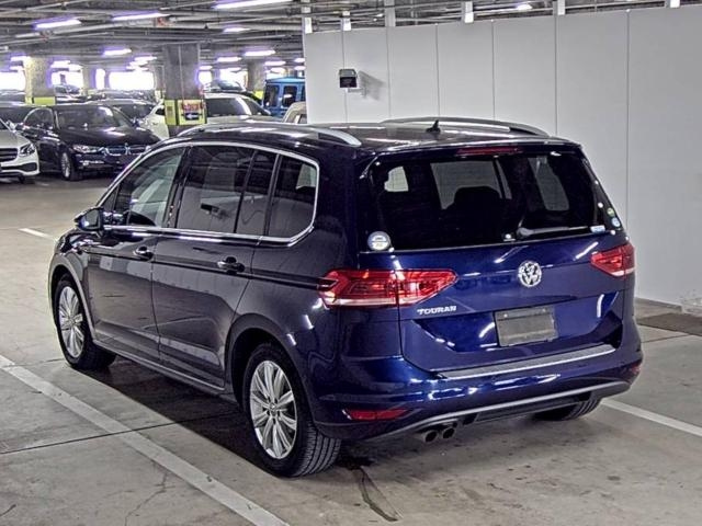 VOLKSWAGEN GOLF TOURAN 2018