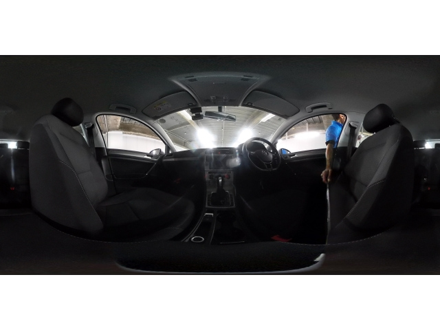 VOLKSWAGEN GOLF 2014