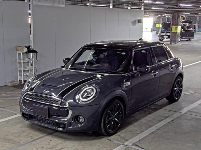 BMW MINI 2020