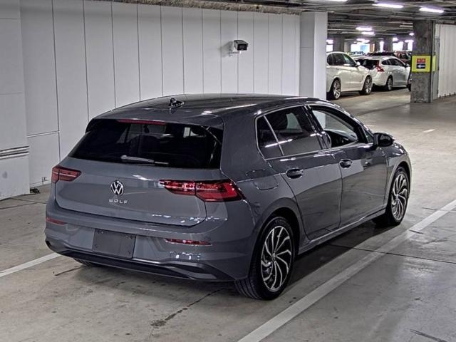 VOLKSWAGEN GOLF 2022