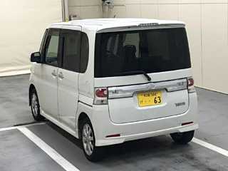 DAIHATSU TANTO 2008
