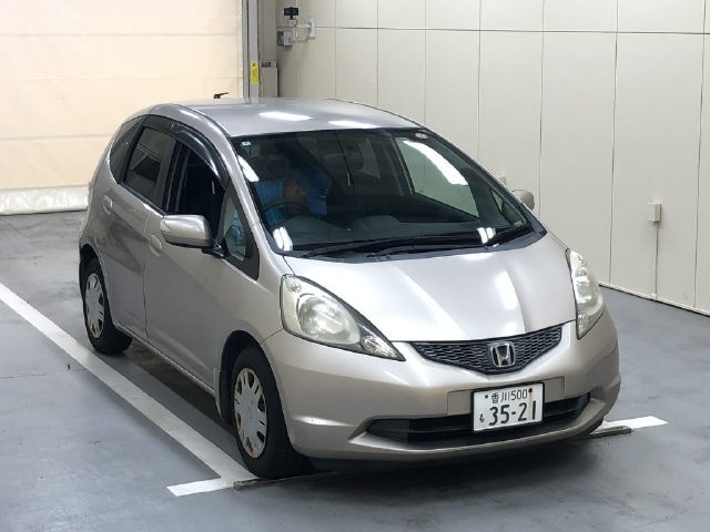 HONDA FIT 2010
