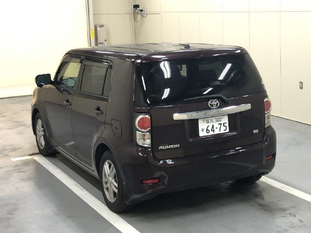 TOYOTA COROLLA RUMION 2010