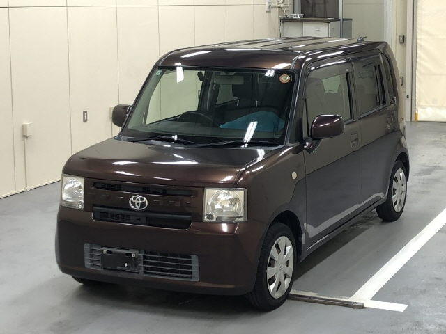 TOYOTA PIXIS SPACE 2013