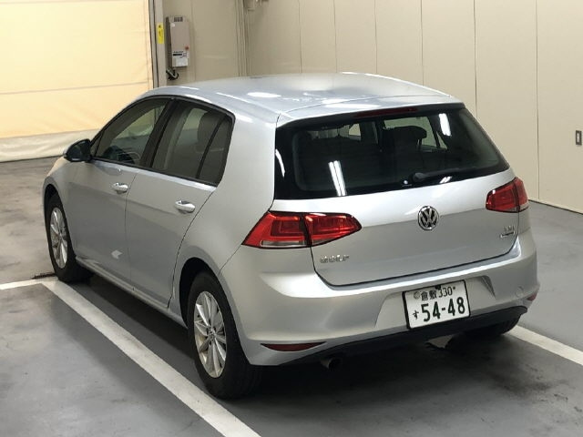 VOLKSWAGEN GOLF 2015