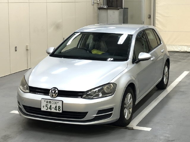 VOLKSWAGEN GOLF 2015