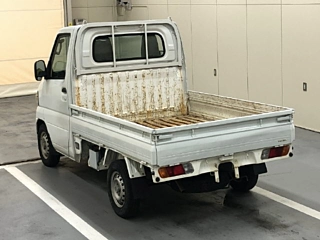 MITSUBISHI MINICAB TRUCK 2011