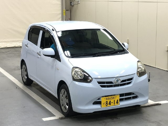 DAIHATSU MIRA E S 2012