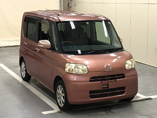 DAIHATSU TANTO 2010
