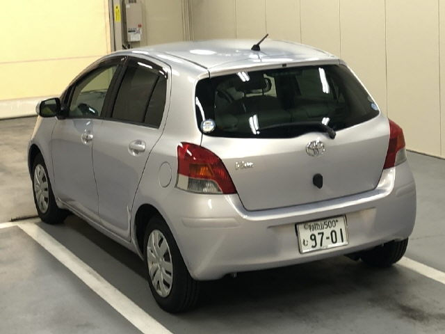 TOYOTA VITZ 2009