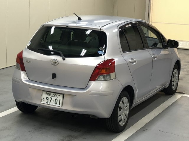 TOYOTA VITZ 2009