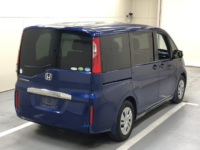 HONDA STEP WAGON 2015