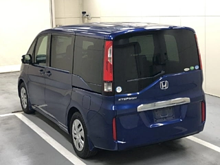 HONDA STEP WAGON 2015
