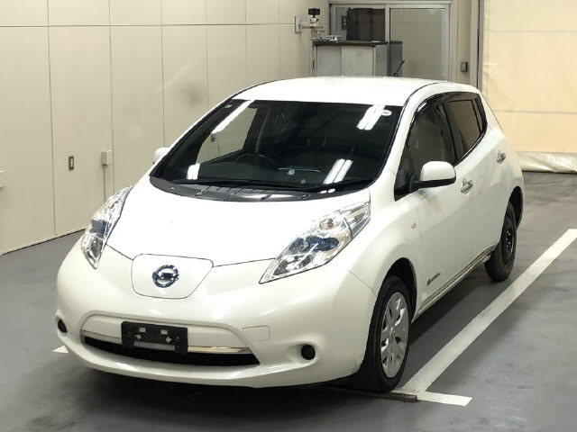 NISSAN LEAF 2014