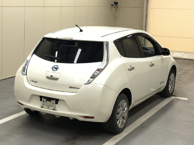 NISSAN LEAF 2014